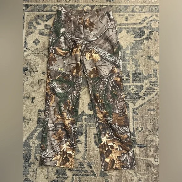 Under Armour Realtree Camouflage Pants
Youth size 16 - Picture 3 of 4